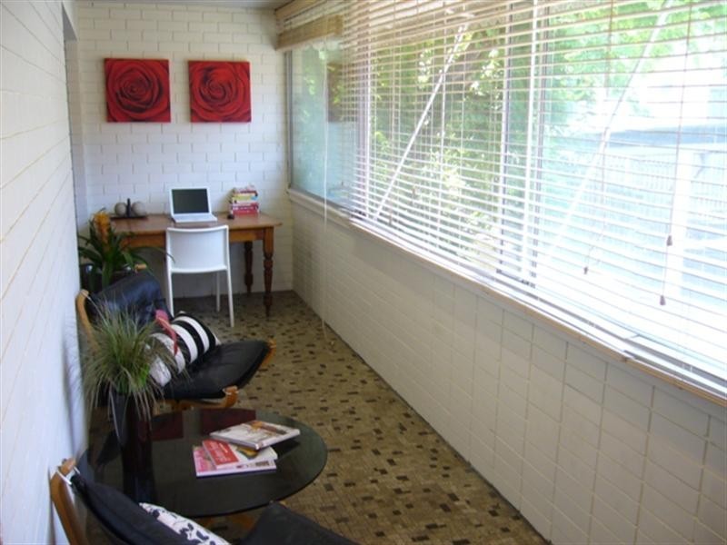 2/16 Wellington Street, Clayfield QLD 4011