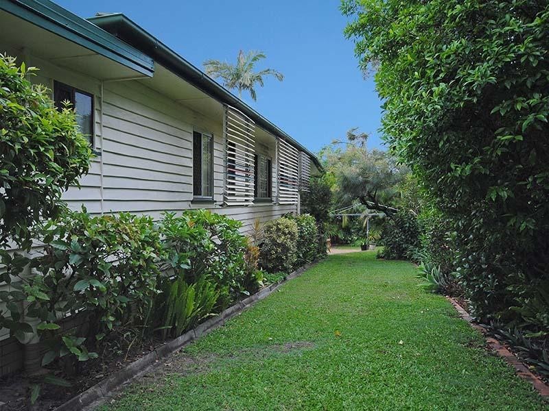 27 Abbey Street, Wavell Heights QLD 4012