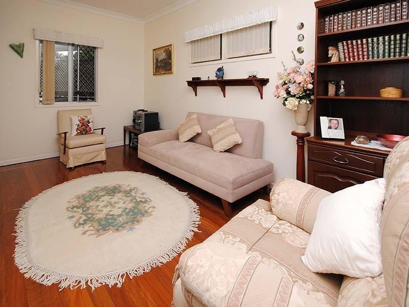 27 Abbey Street, Wavell Heights QLD 4012