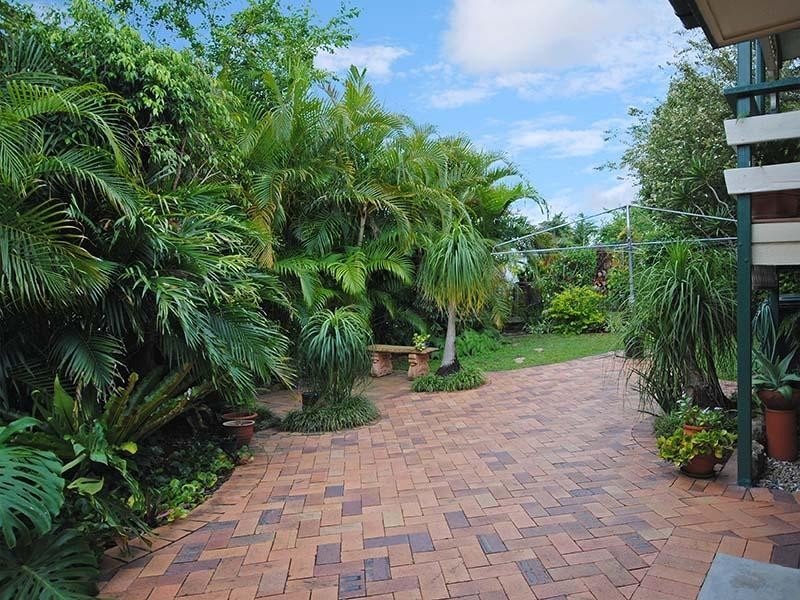 27 Abbey Street, Wavell Heights QLD 4012