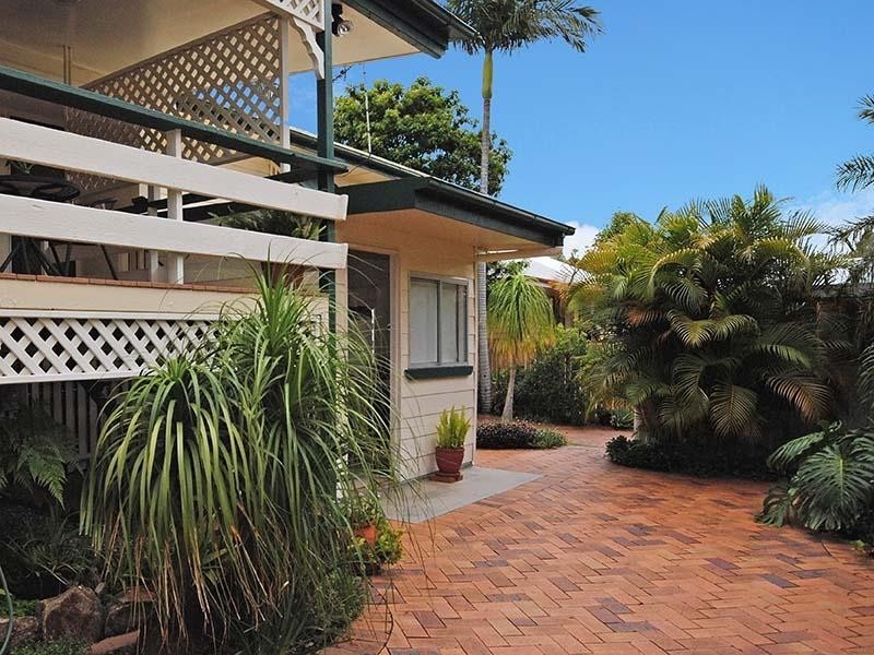 27 Abbey Street, Wavell Heights QLD 4012