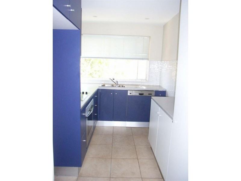 3/104 Windermere Road, Hamilton QLD 4007