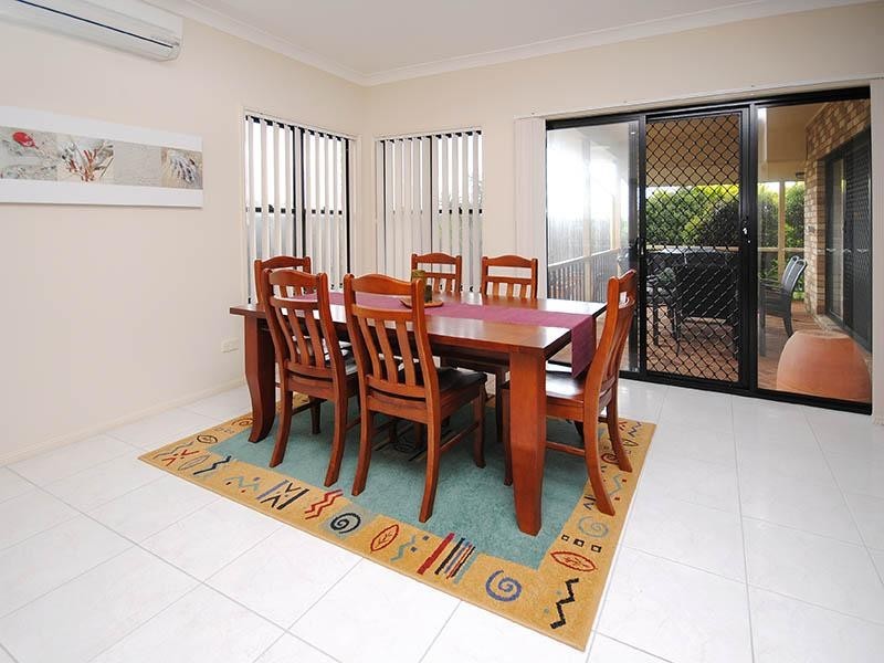 36 Affleck Avenue, Petrie QLD 4502