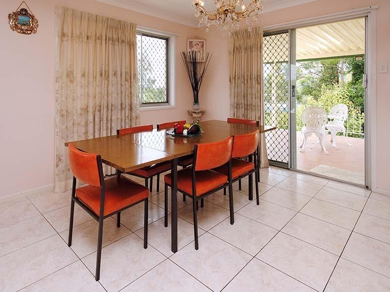 3 Alstonia Street, Arana Hills QLD 4054