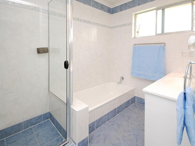 3 Alstonia Street, Arana Hills QLD 4054