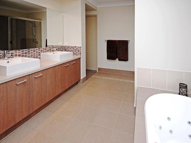 49 Corowa Street, Wavell Heights QLD 4012