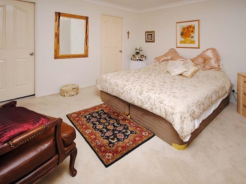 1 Falconglen Place, Ferny Grove QLD 4055