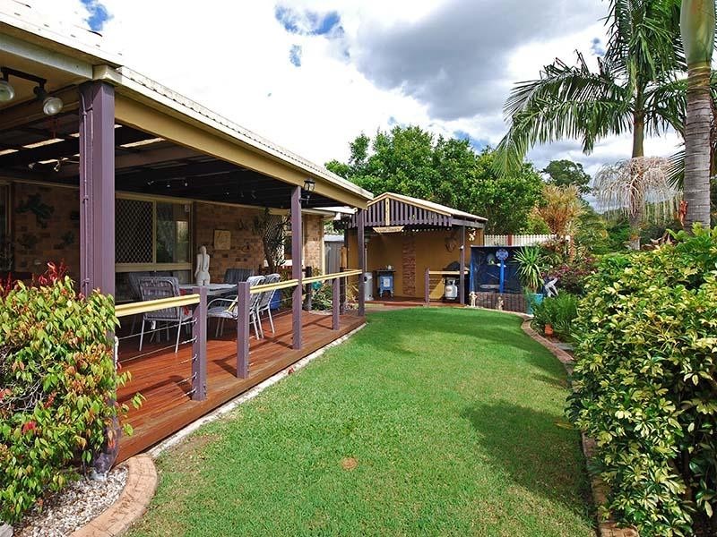 1 Falconglen Place, Ferny Grove QLD 4055