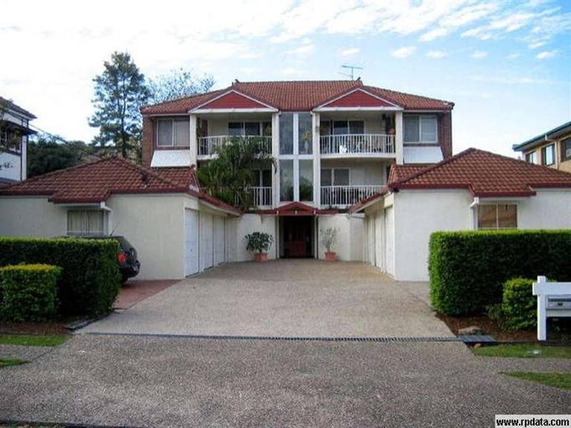 2/38 Rossiter Parade, Hamilton QLD 4007