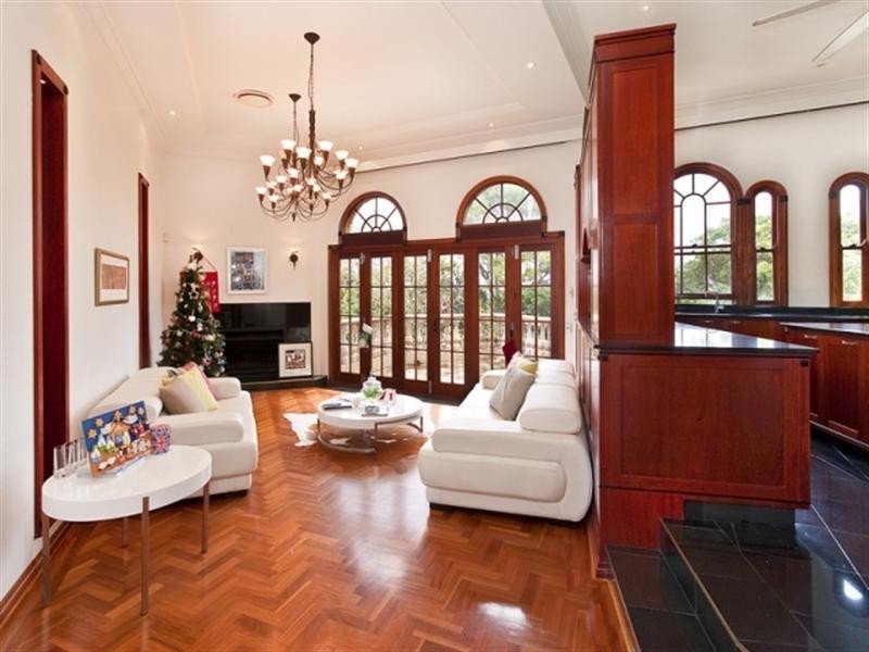 11 Quarry Street, Hamilton QLD 4007