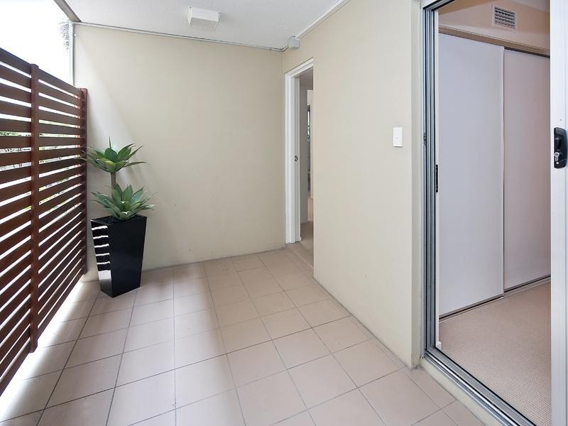 1/7 Dobson Street, Ascot QLD 4007