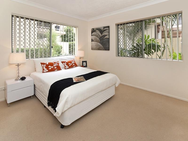 1/7 Dobson Street, Ascot QLD 4007