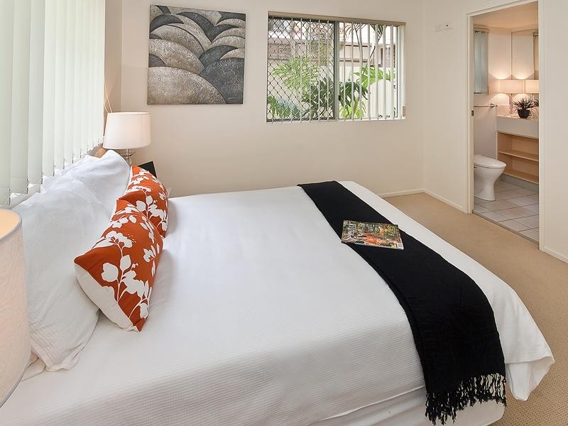 1/7 Dobson Street, Ascot QLD 4007