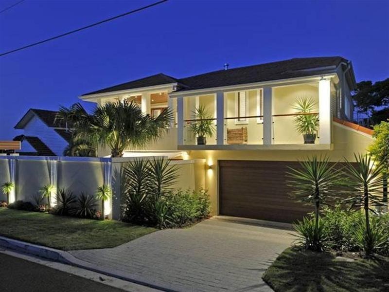 8 Beaufort Lane, Clayfield QLD 4011