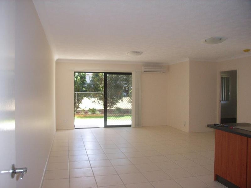 2/3 Railway Parade, Nundah QLD 4012