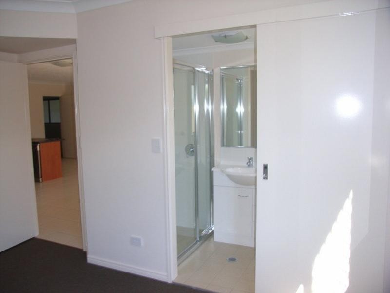 2/3 Railway Parade, Nundah QLD 4012