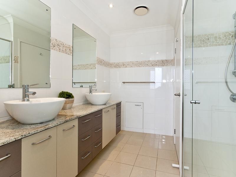 29 Ford Street, Clayfield QLD 4011