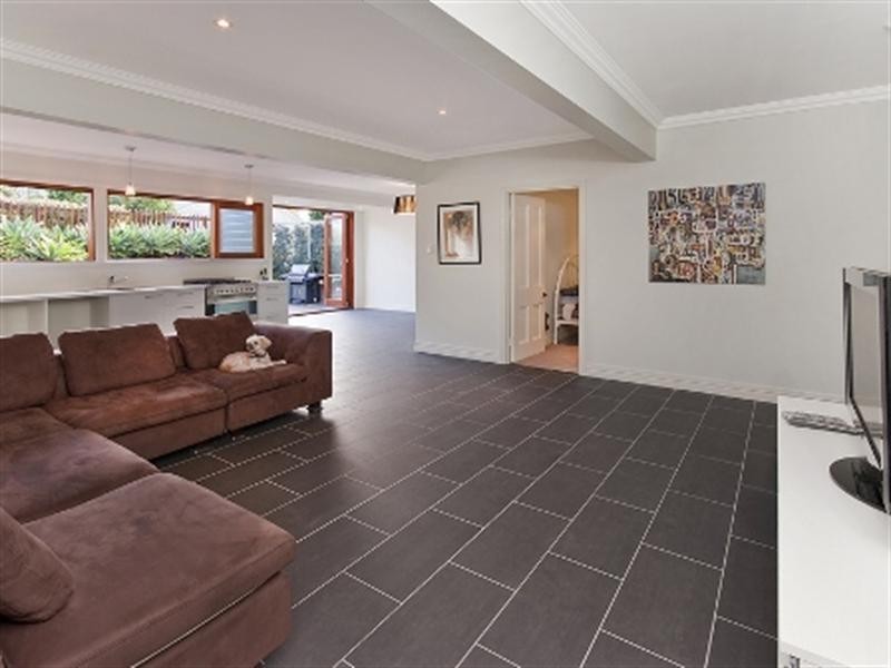 98 Emma Street, Wooloowin QLD 4030