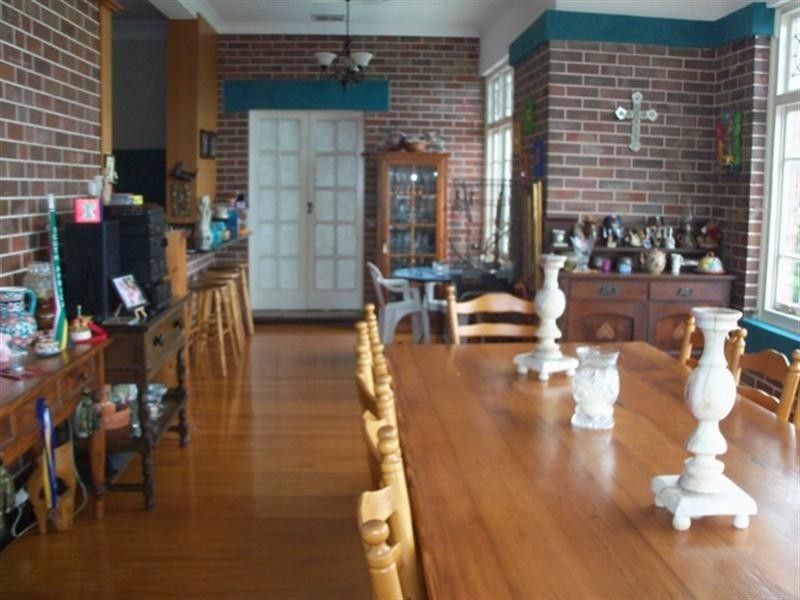 10 Crescent Road, Hamilton QLD 4007