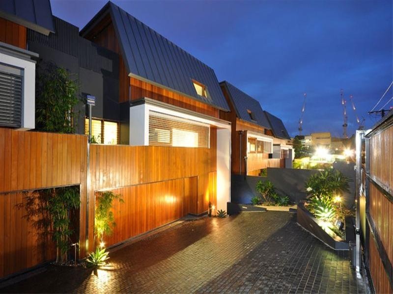 48 Dorchester Street, South Brisbane QLD 4101