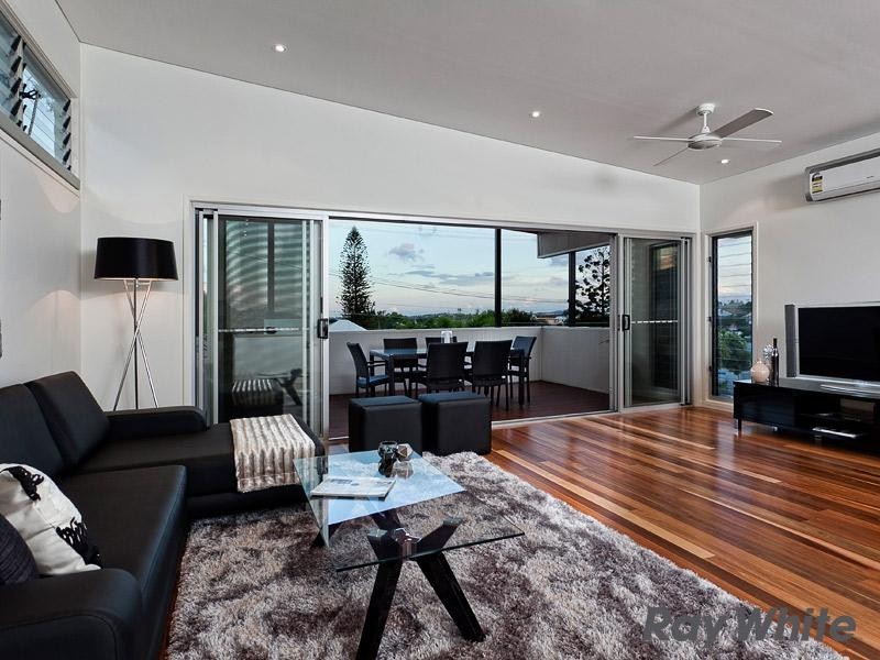 46 Tenth Avenue, Windsor QLD 4030