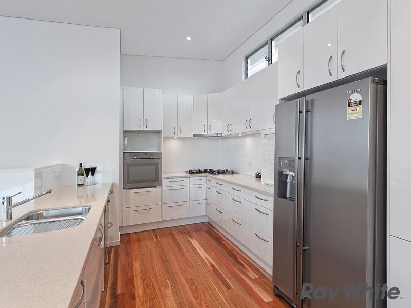 46 Tenth Avenue, Windsor QLD 4030