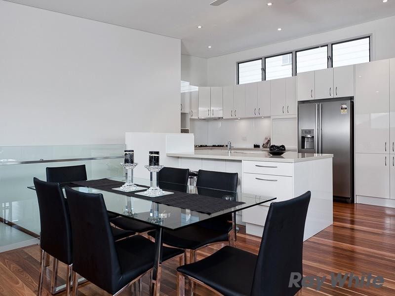 46 Tenth Avenue, Windsor QLD 4030