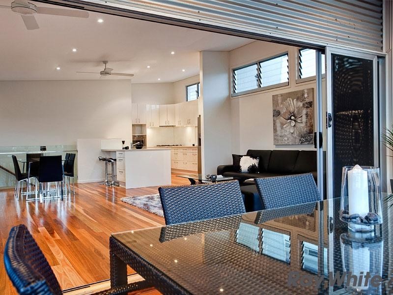 46 Tenth Avenue, Windsor QLD 4030