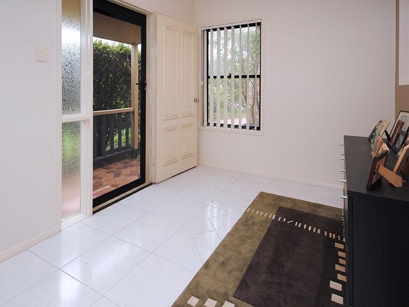 36 Affleck Avenue, Petrie QLD 4502