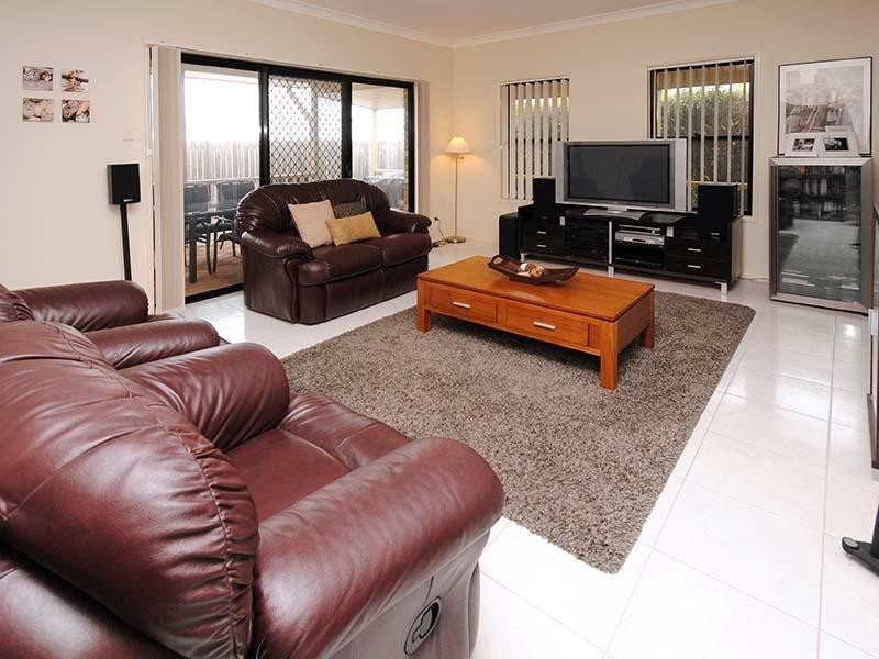 36 Affleck Avenue, Petrie QLD 4502