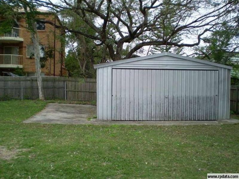 15 Vine Street, Ascot QLD 4007