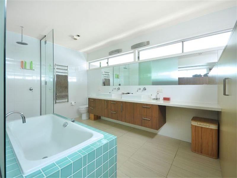 24 Angliss Street, Wilston QLD 4051