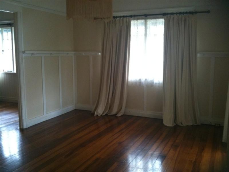 48 Racecourse Road, Hamilton QLD 4007