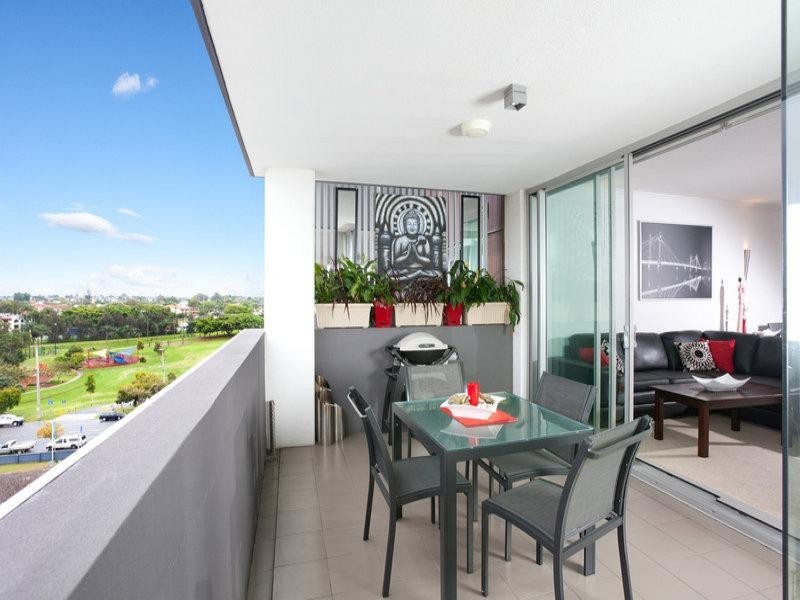 Level 5 856/43 Hercules Street, Hamilton QLD 4007