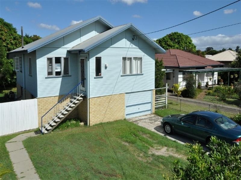 11 Mann Avenue, Northgate QLD 4013