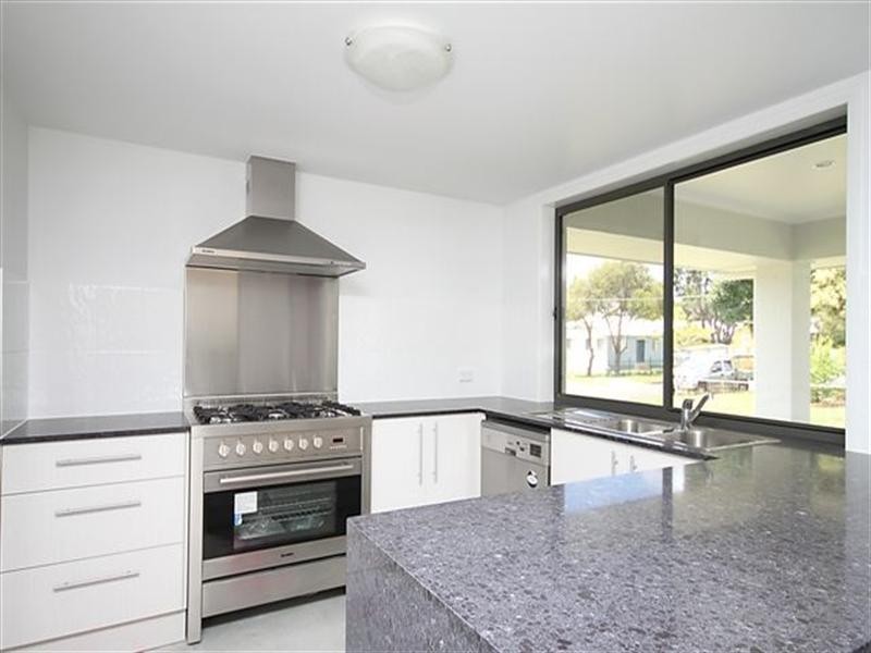 55 Junior Terrace, Northgate QLD 4013