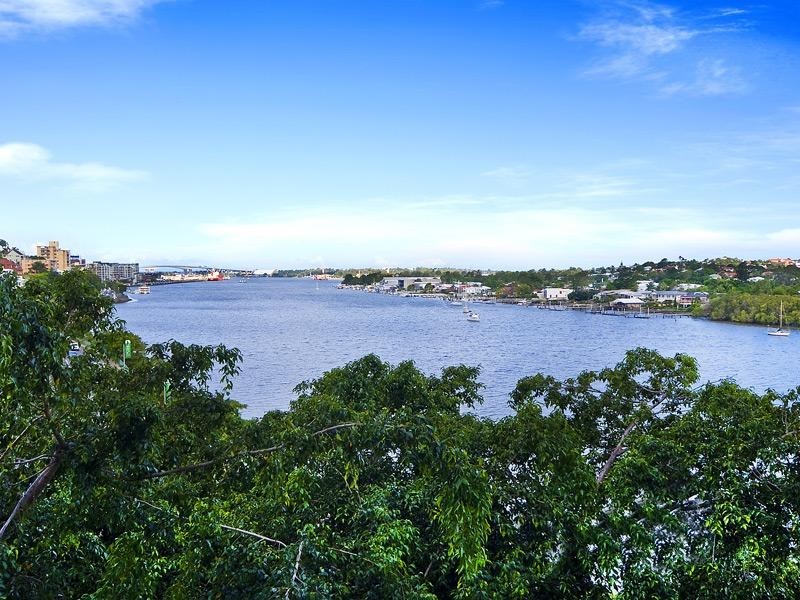 3B/11 Hillside Crescent, Hamilton QLD 4007