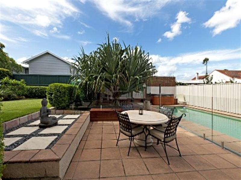 12 Florence Street, Clayfield QLD 4011