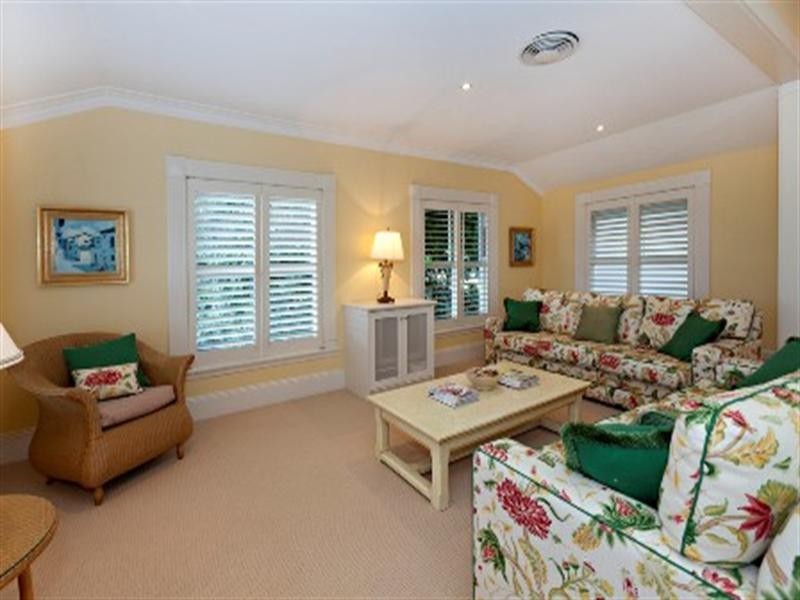 12 Florence Street, Clayfield QLD 4011