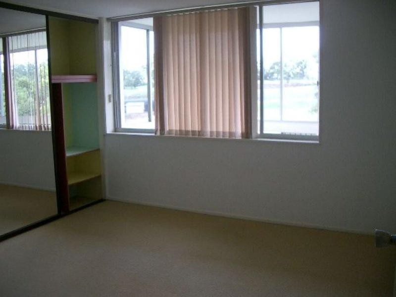 3/36 Scott, Herston QLD 4006