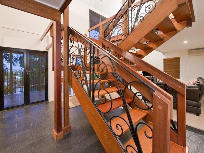 15 Bearsden Avenue, Newmarket QLD 4051