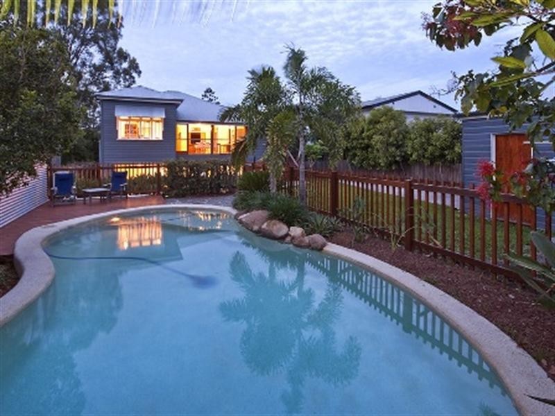 98 Emma Street, Wooloowin QLD 4030