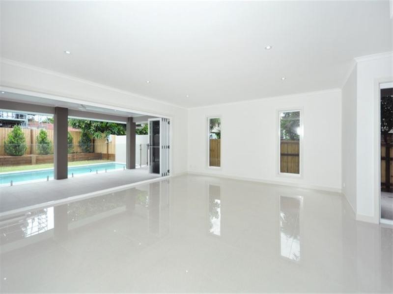 32 Burilda Street, Hendra QLD 4011