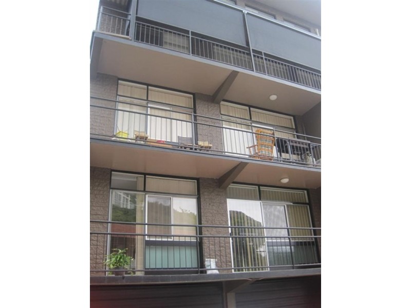 2/21 Arran Avenue, Hamilton QLD 4007