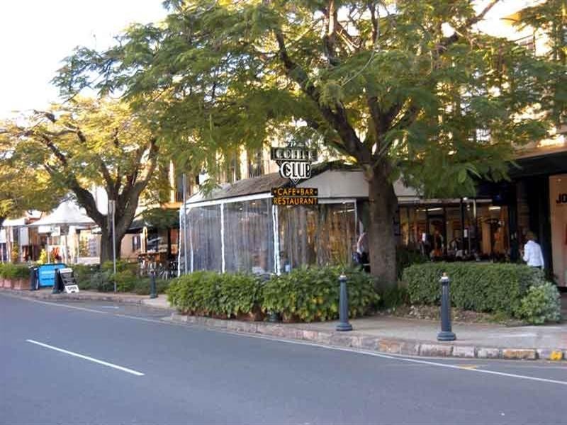 2/21 Arran Avenue, Hamilton QLD 4007