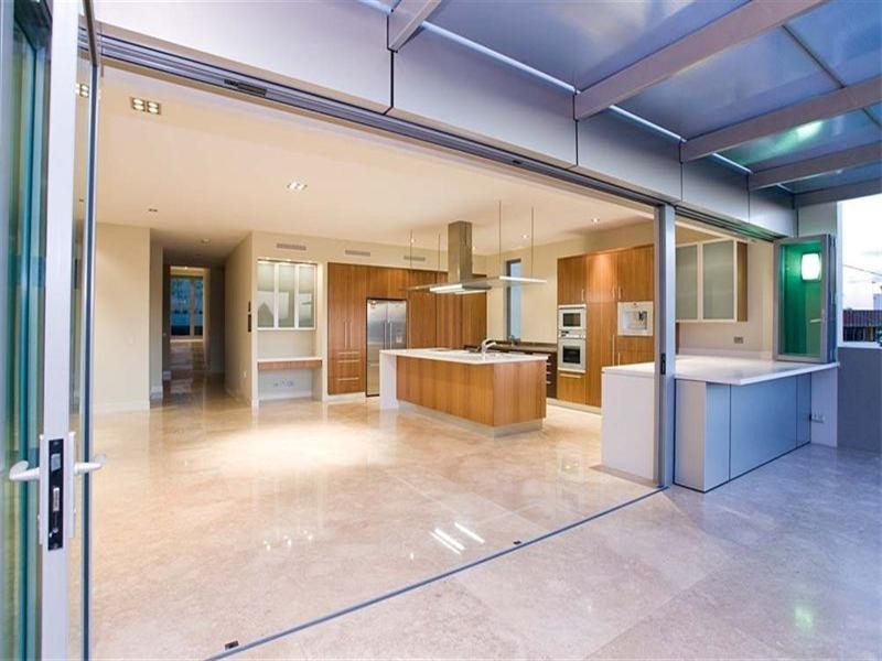 69 Queens Road, Hamilton QLD 4007