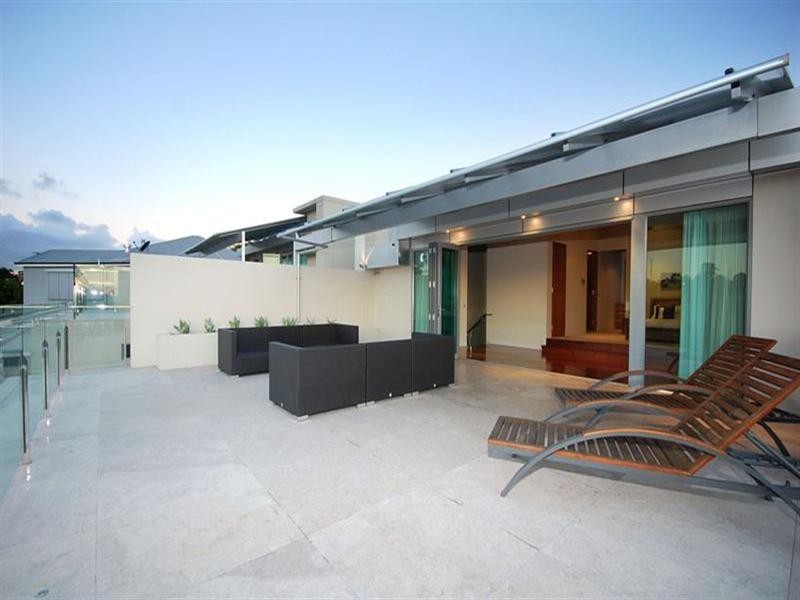 69 Queens Road, Hamilton QLD 4007