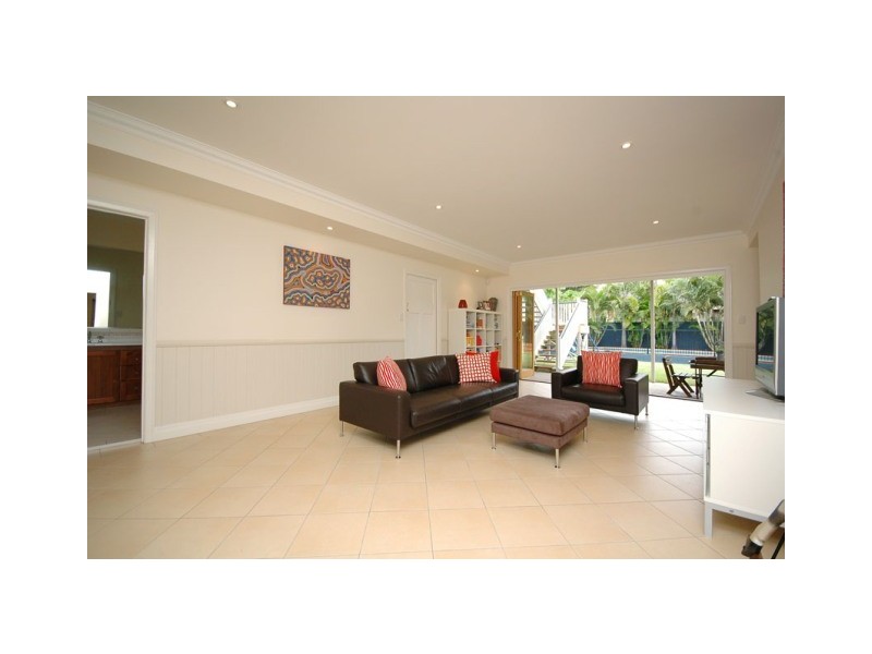 6 Alexandra Road, Ascot QLD 4007