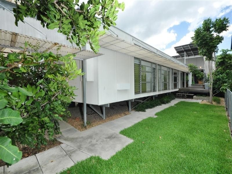 69 Kedron Park Road, Wooloowin QLD 4030