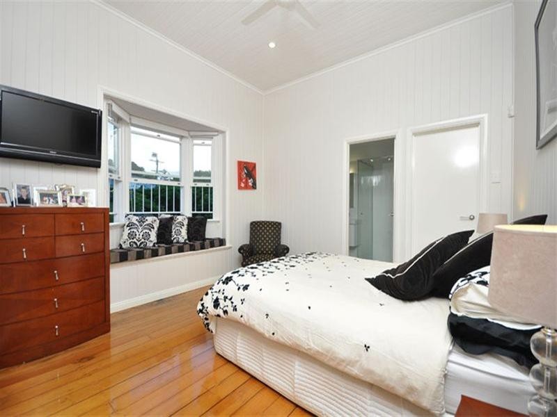 1 Mayfield Street, Ascot QLD 4007